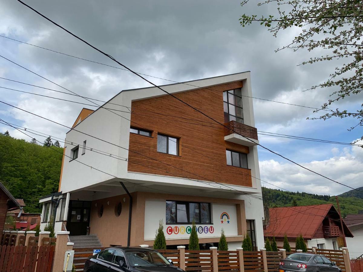 Отель Vila Curcubeu Буштени Экстерьер фото